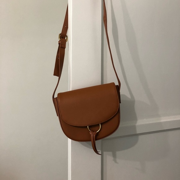 JJ Winters Handbags - JJ Winters camel leather Ivy Crossbody